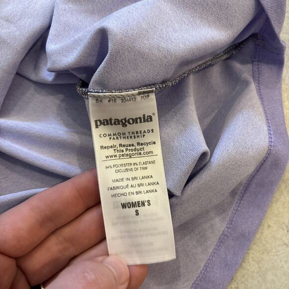 Patagonia Shirt Women’s Sz Small Long Sleeve Top Stretch Purple Mountain Logo - Picture 8 of 10